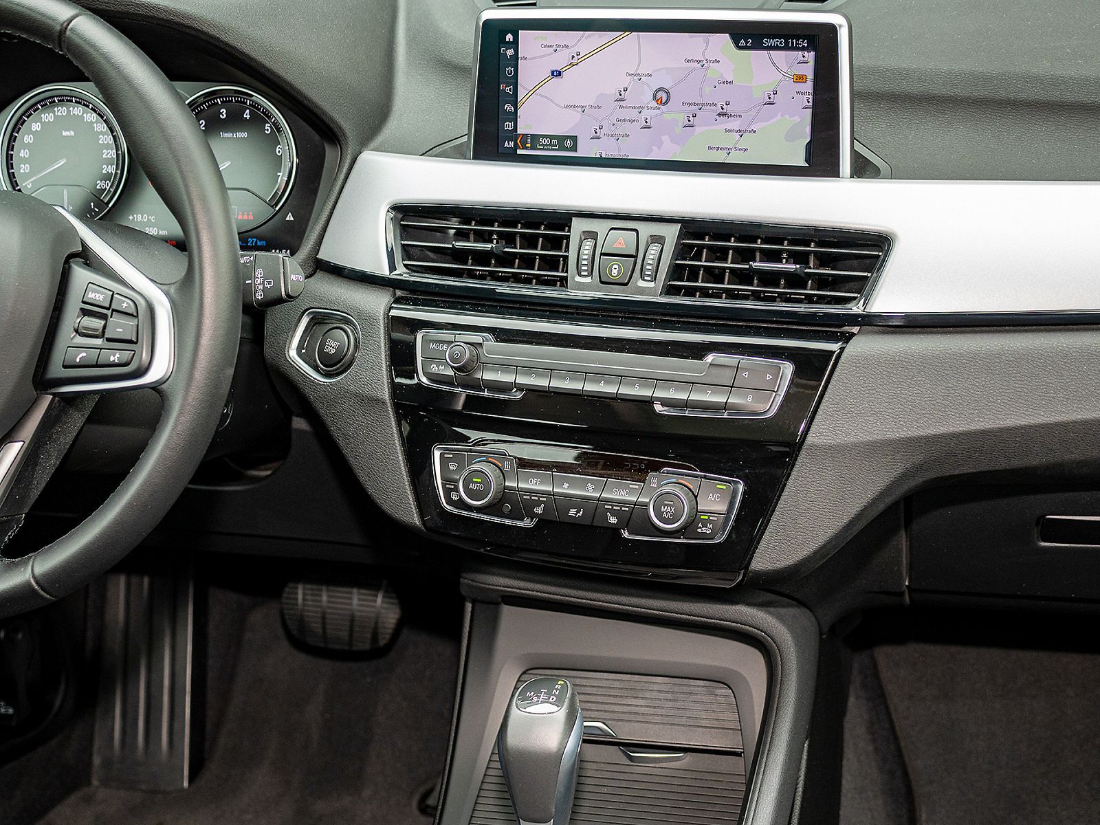 BMW X1 xDrive25eA - Samsaru's Car Outlet
