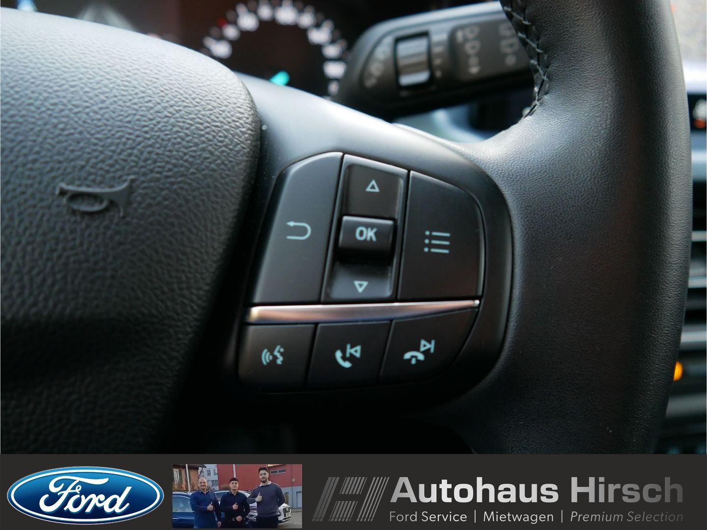 Ford Focus Turnier Active Navi LED ACC CarPlay Mehrzo