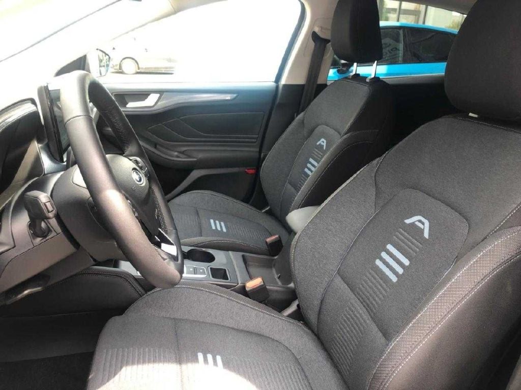 Ford Focus Active X+AHK+KAMERA+NAVI+SYNC4+TWA+iACC+HU