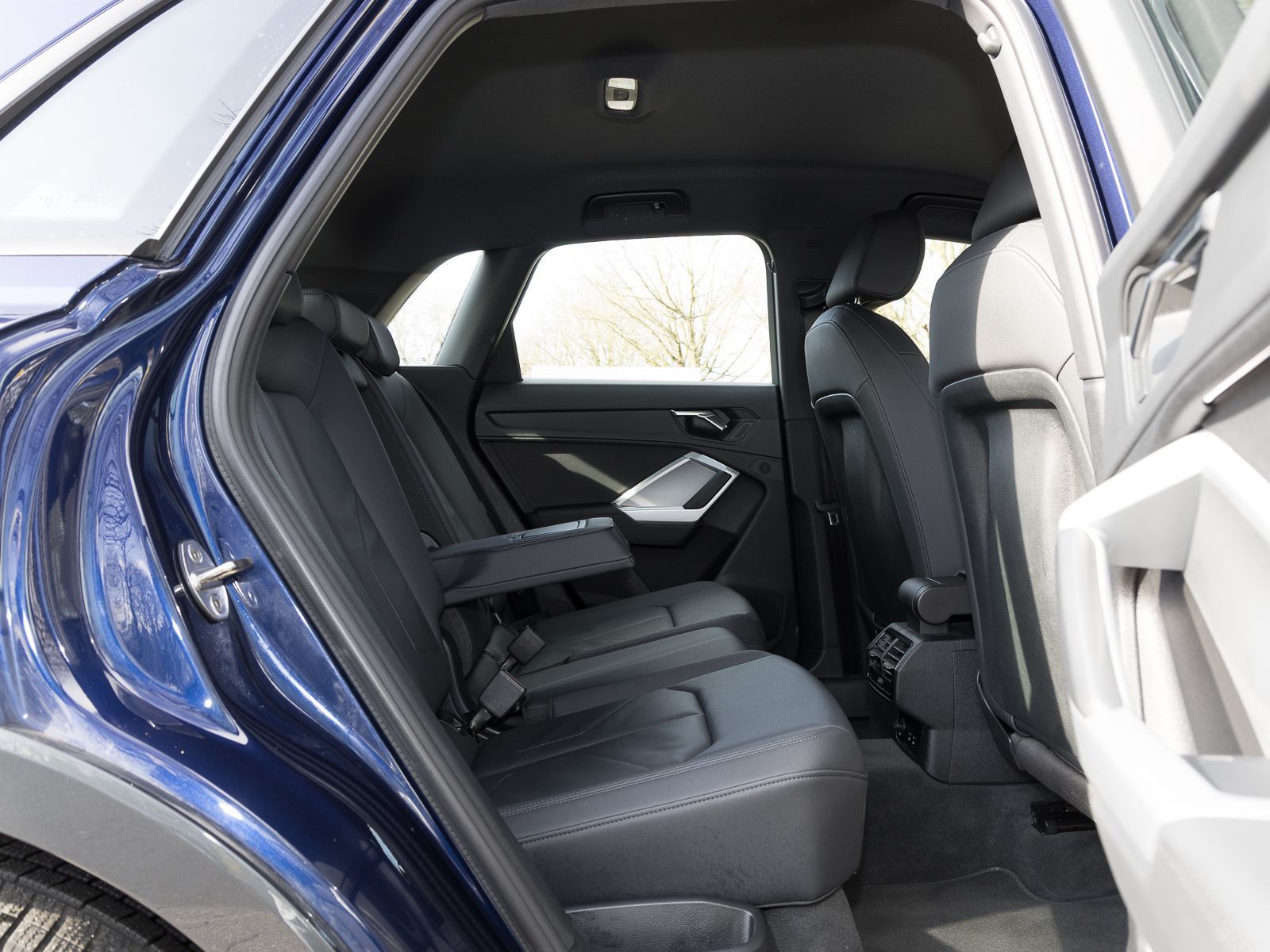 Audi Q3 40 TFSI Q ADVANCED - Samsaru's Car Outlet