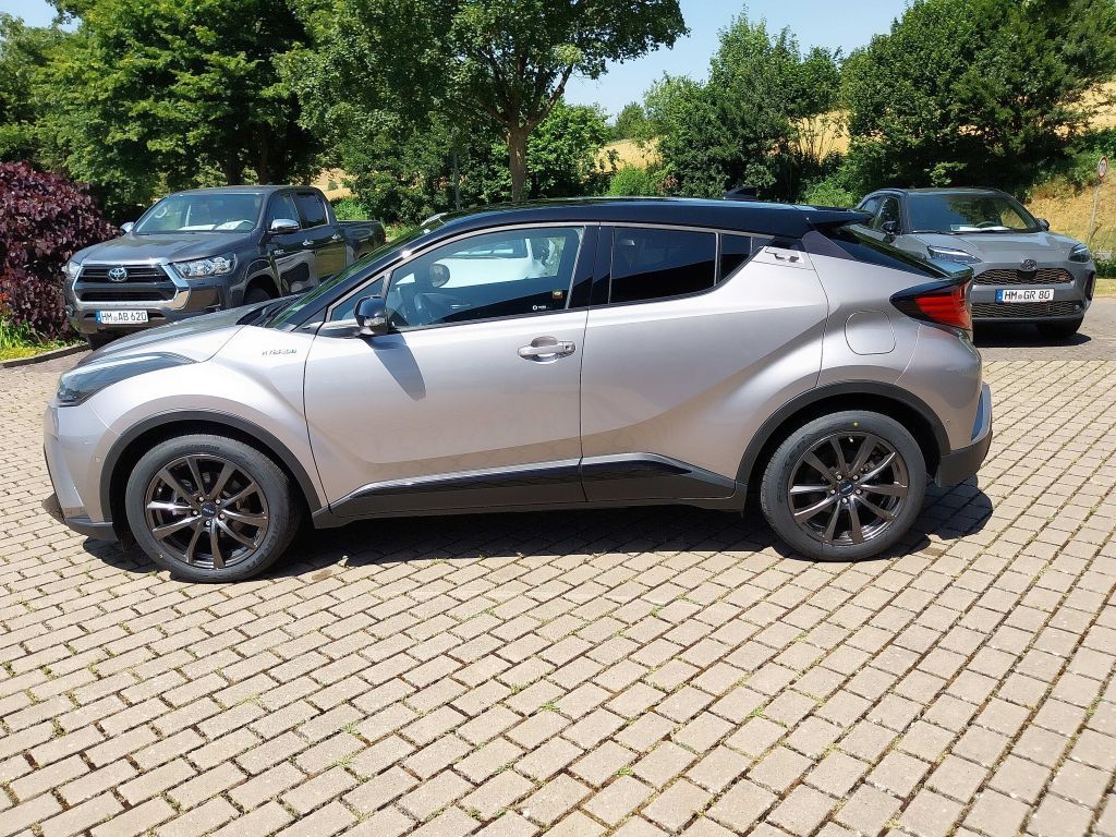 Toyota C-HR 2.0 Hybrid GR Sport - Samsaru's Car Outlet