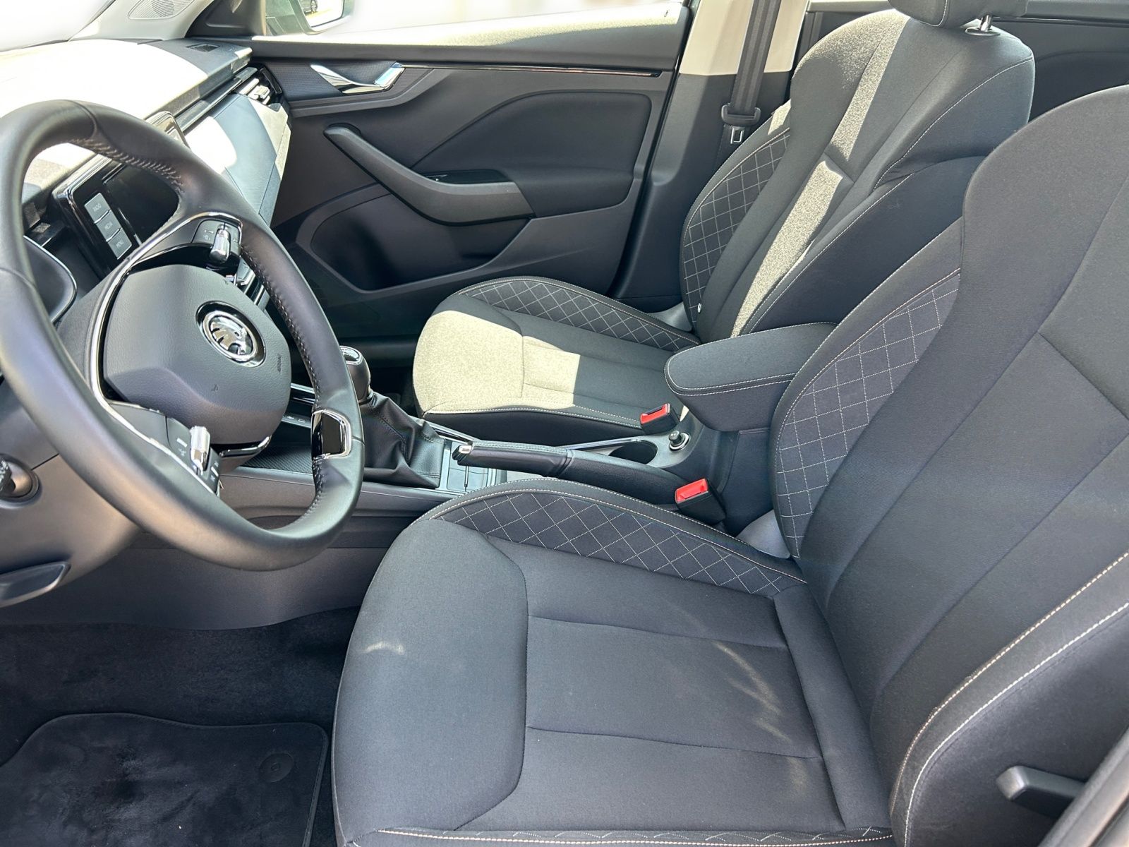 Skoda Kamiq 1.0 TSI Ambition - Samsaru's Car Outlet