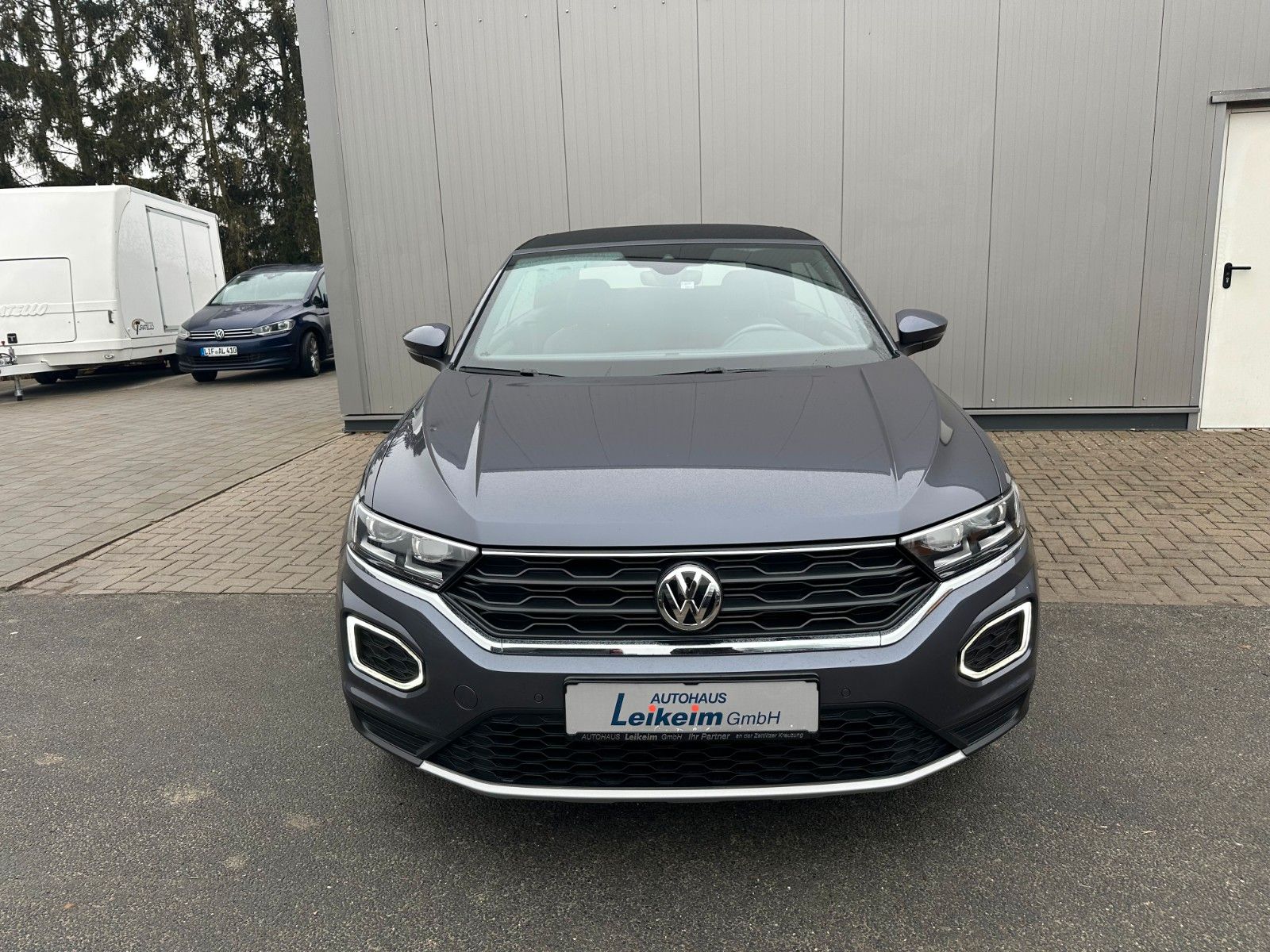Volkswagen T-Roc 1.5 TSI Cabriolet Style - Samsaru's Car Outlet