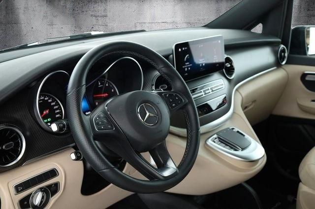 Mercedes-Benz V 300 d 4M AVANTGARDE - Samsaru's Car Outlet