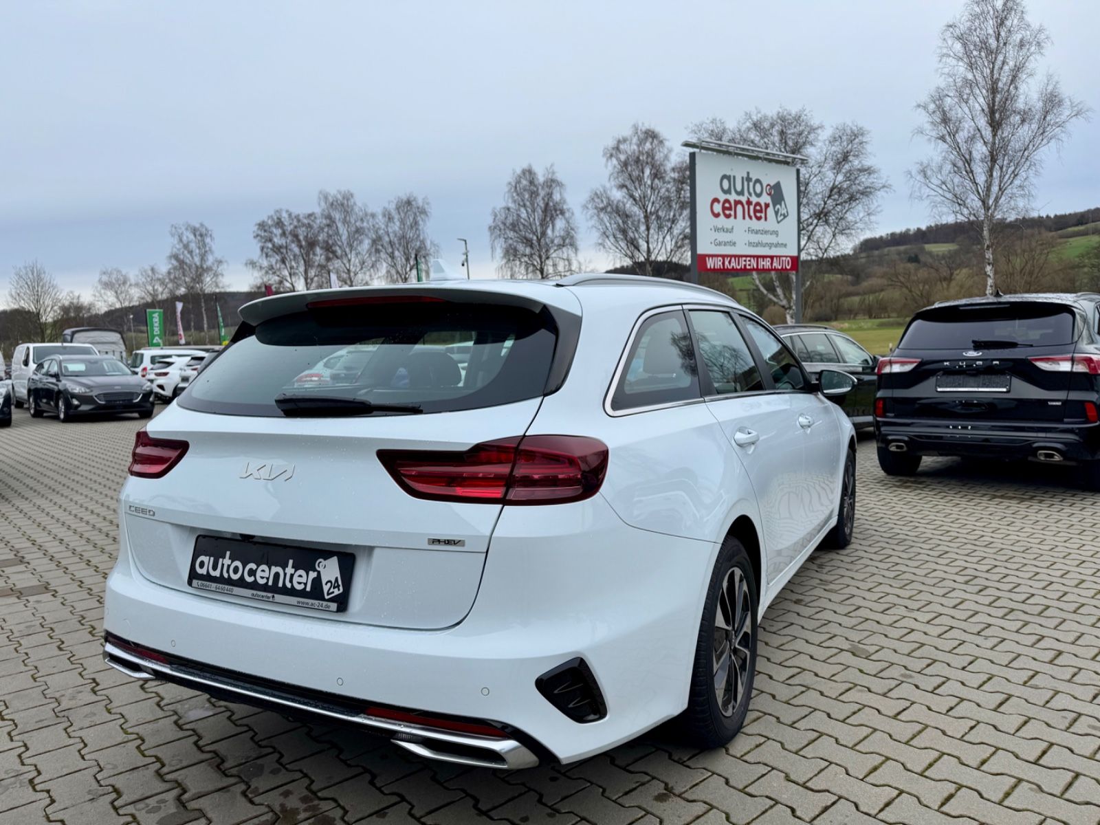 Kia cee'd - Samsaru's Car Outlet