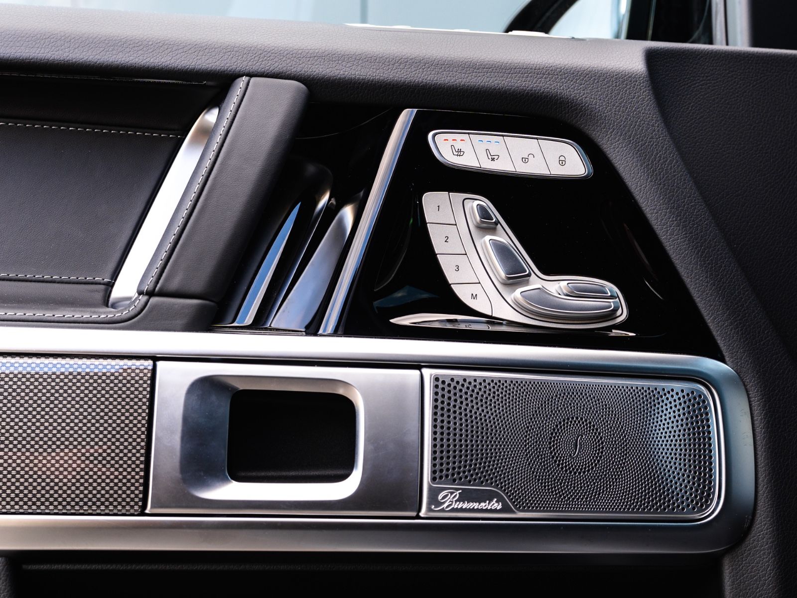Mercedes-Benz G 450d AMG LINE - Samsaru's Car Outlet