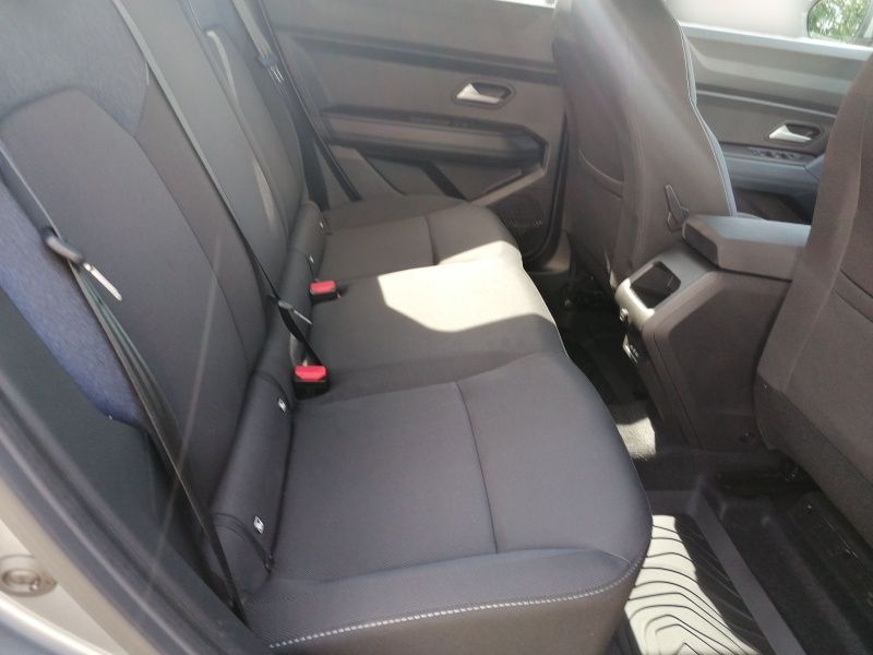 Dacia DUSTER Journey TCe 130 - Samsaru's Car Outlet