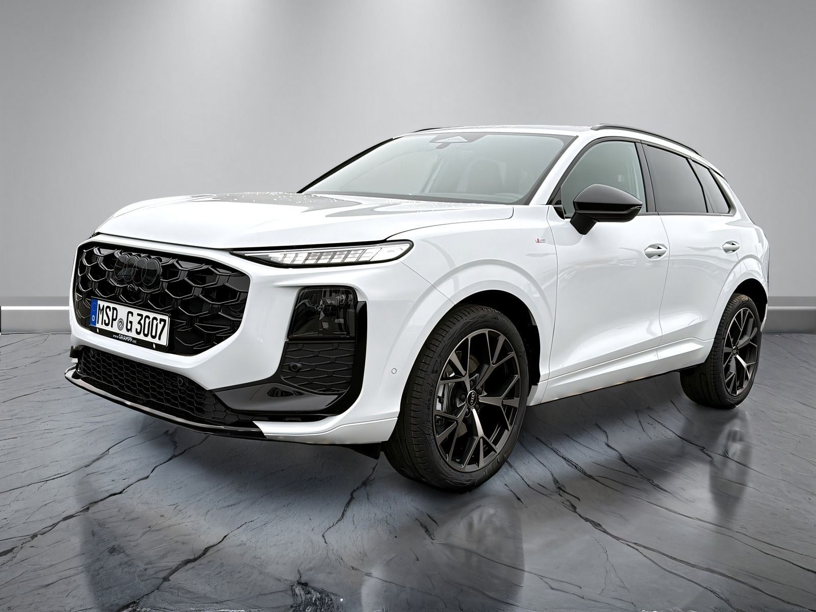 Audi Q3 TDI TECH PLUS+AHK+SHZ+KAMERA+NAVI+S-LINE+