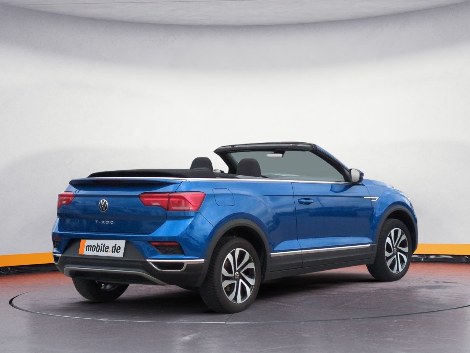Volkswagen T-Roc ACTIVE 1.0TSI - Samsaru's Car Outlet
