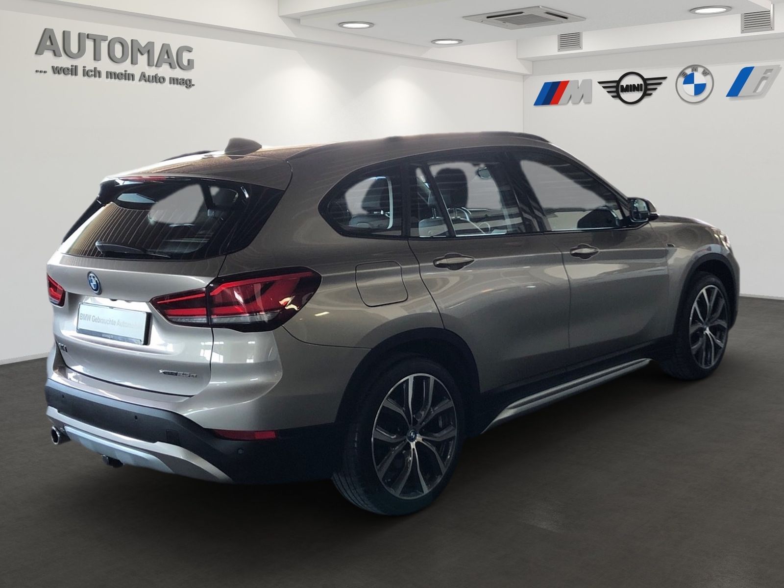 BMW X1 xDrive25e XLine - Samsaru's Car Outlet