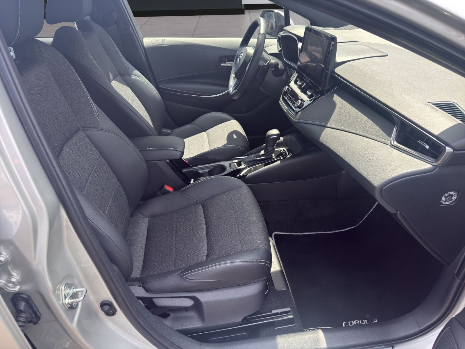 Toyota Corolla 2,0 Hybrid Team D *TECHNIK PAKET*