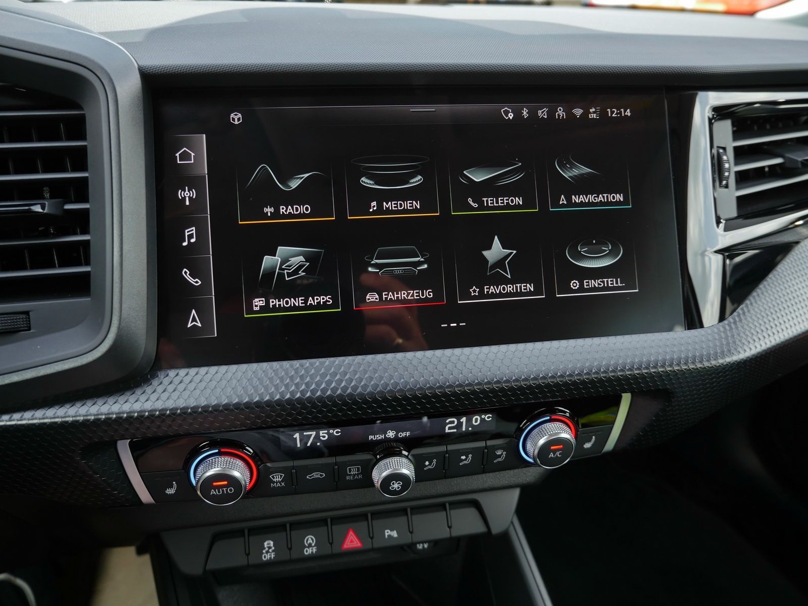 Audi A1 Sportback advanced 25 TFSI - Samsaru's Car Outlet