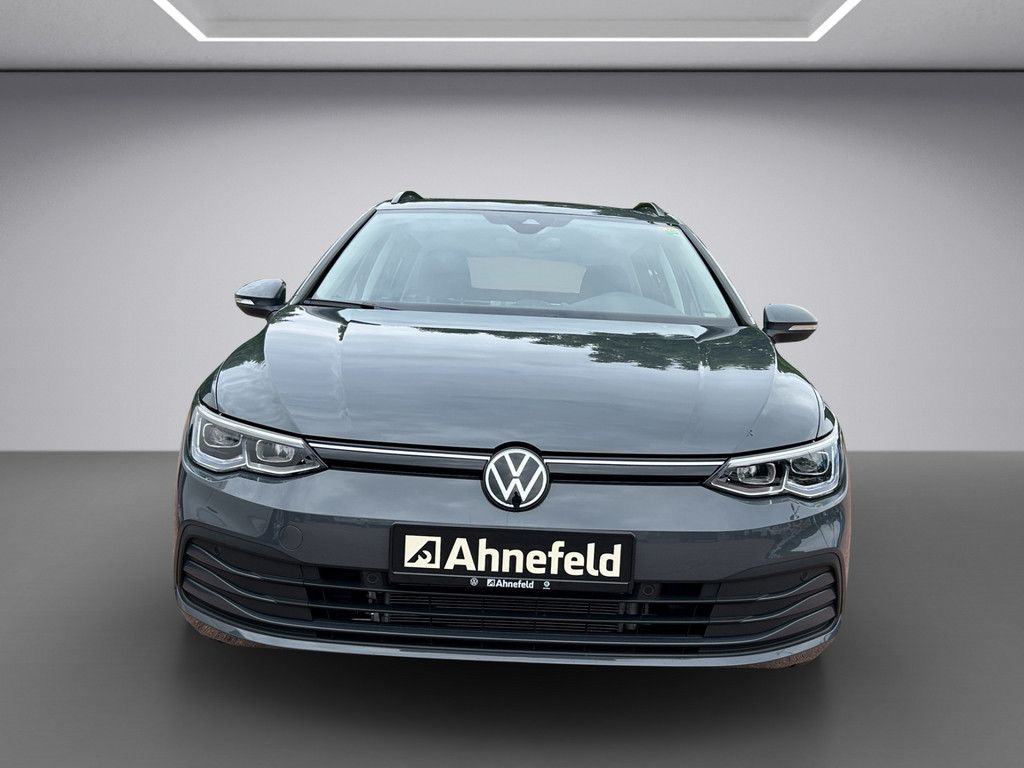 Volkswagen Golf VIII Variant Life - Samsaru's Car Outlet