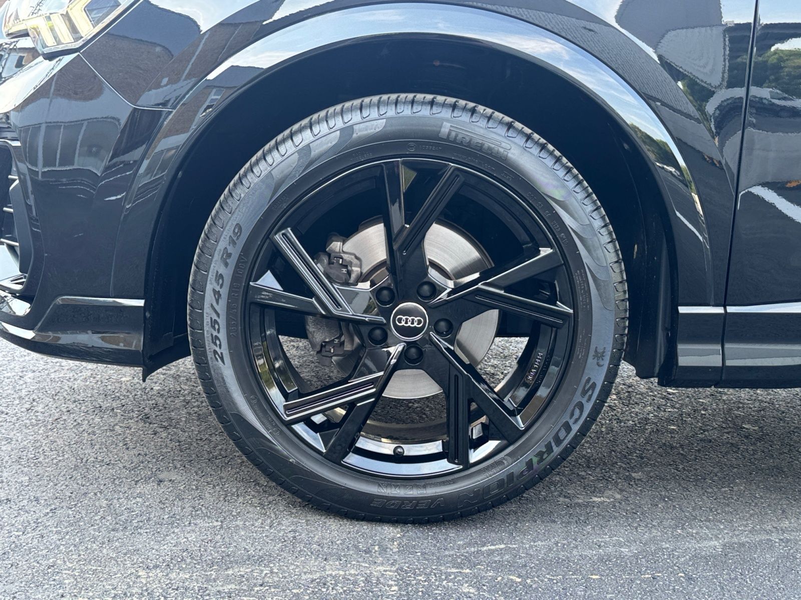 Audi Q3 S line 35TFSI LED AHK KAM NAV SHZ PDC