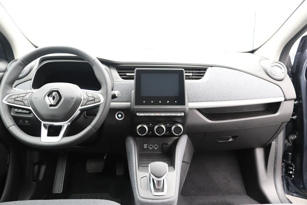 Renault ZOE Experience Z.E. 50 - Samsaru's Car Outlet