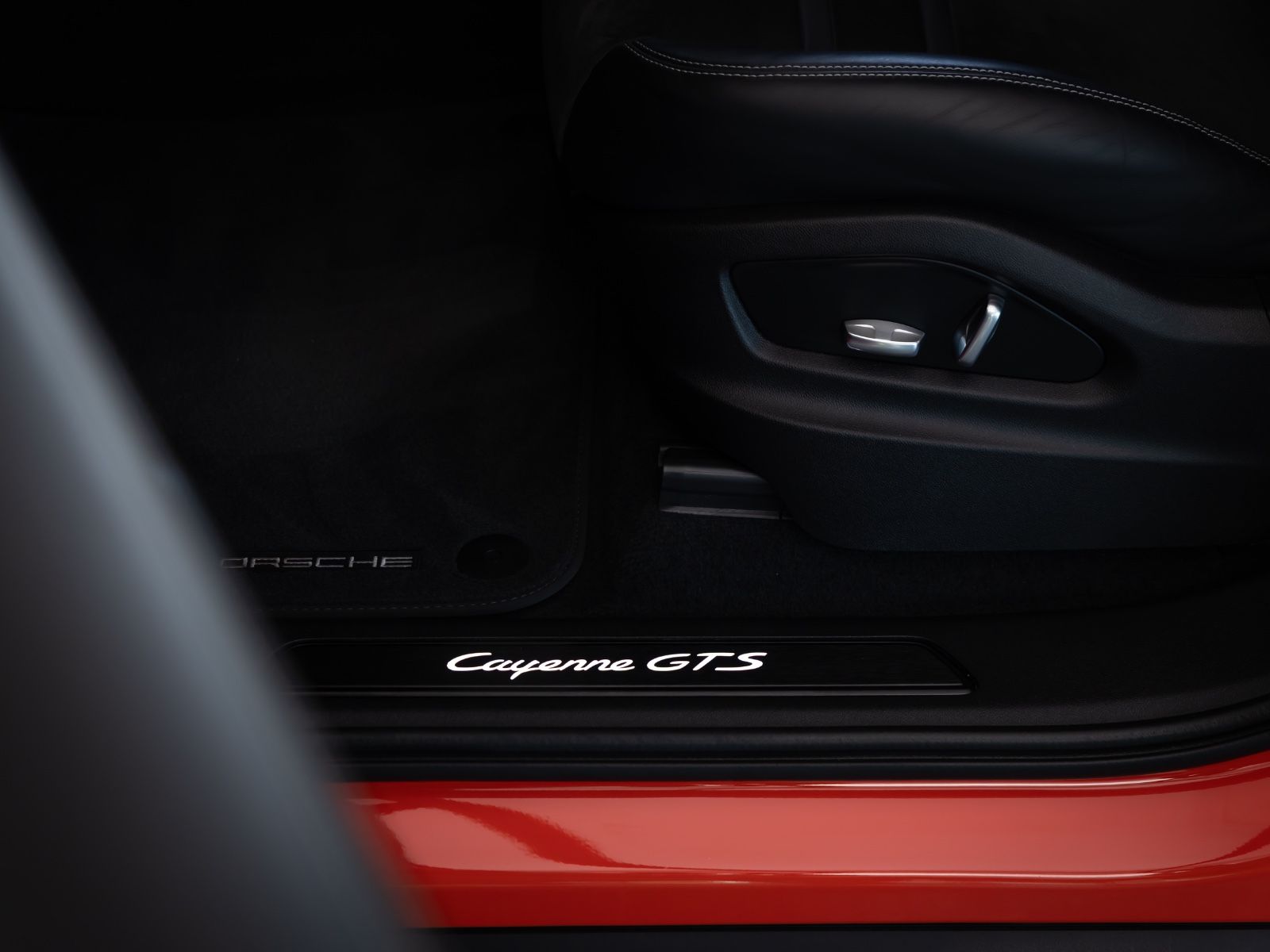 Porsche Cayenne GTS Garantie/Pano/HA-Lenk/SportDesign