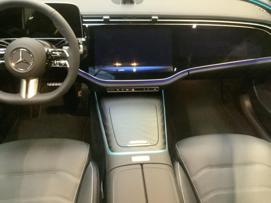 Mercedes-Benz E 450 d 4MATIC T-Modell AMG+9G+DIGITAGLIGHT+AHK+