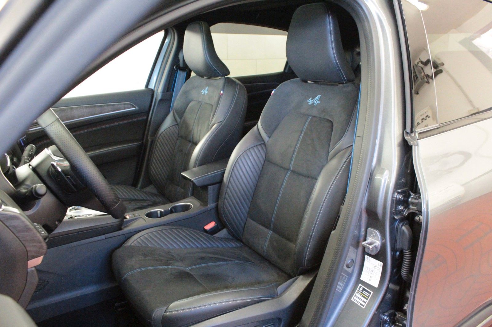 Renault Arkana Mild Hybrid - Samsaru's Car Outlet