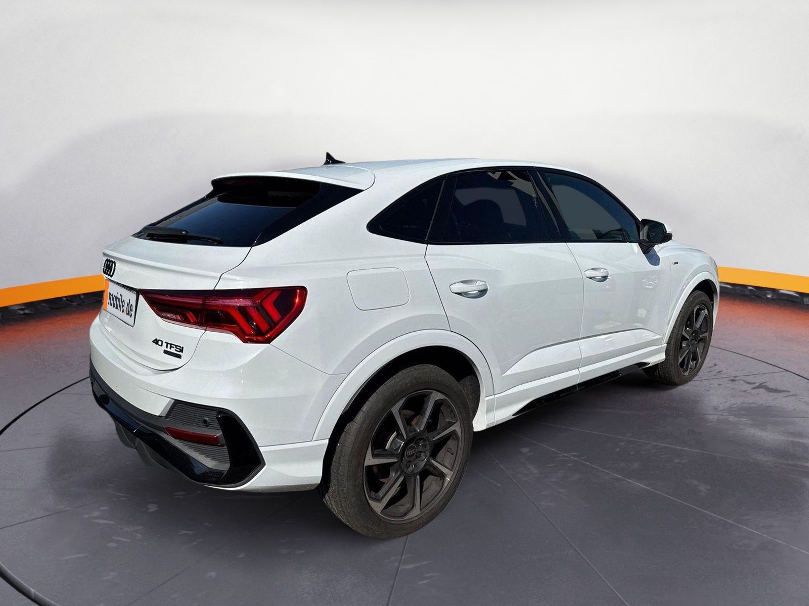 Audi Q3 Sportback 40 TFSI quattro S line - Samsaru's Car Outlet