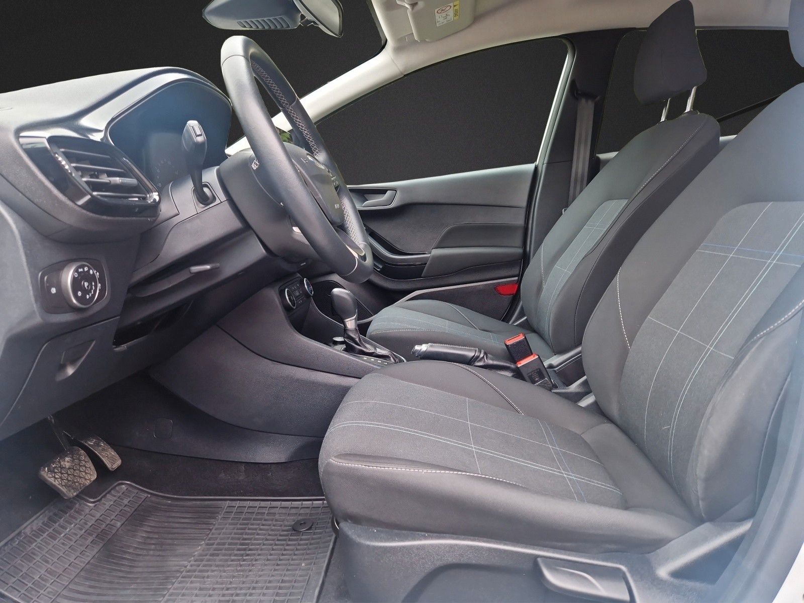 Ford Fiesta Cool & Connect - Samsaru's Car Outlet