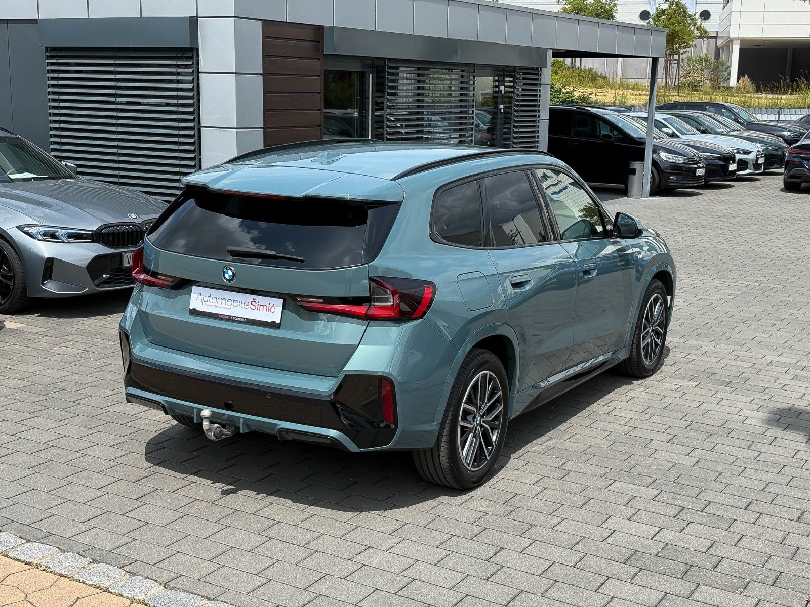 BMW X1 23 d xDrive M Sport - Samsaru's Car Outlet