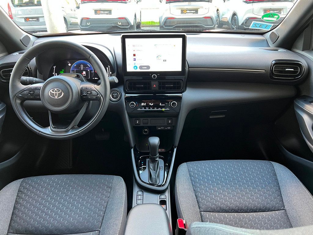 Toyota Yaris Cross 1.5 E FWD Teamplayer KlimaA,LED,Navi
