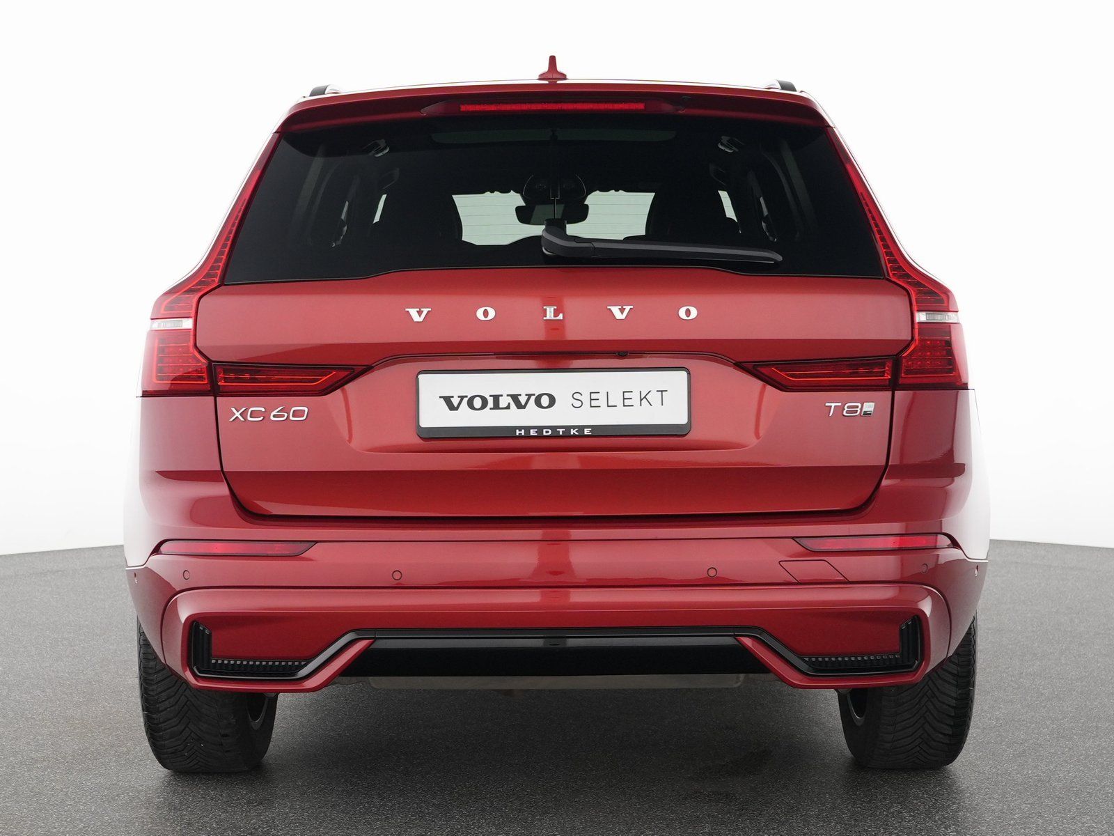 Volvo XC60 T8 Recharge AWD Geartronic Plus Dark