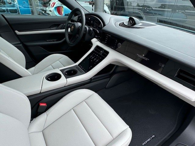 Porsche Taycan Cross Turismo 4/Pano/21"/HUD/BOSE/