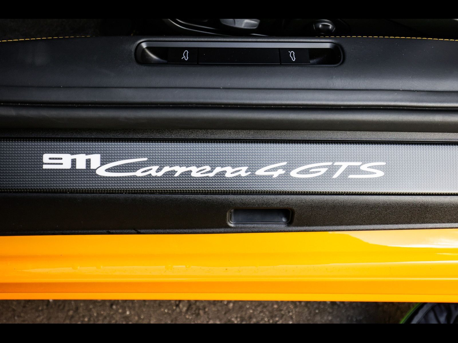 Porsche 911 992.1 CARRERA 4 GTS COUPE PDK°PTS°MANUFAKTUR