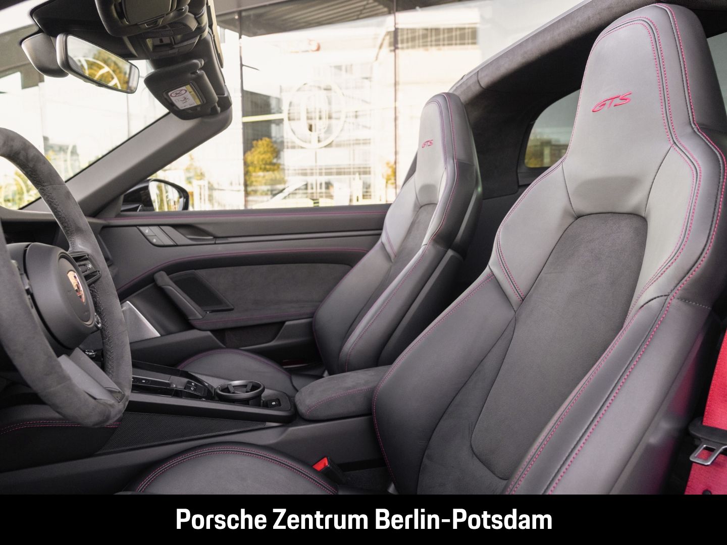 Porsche 992 911 Targa 4 GTS Burmester Sportabgas LED-Mat