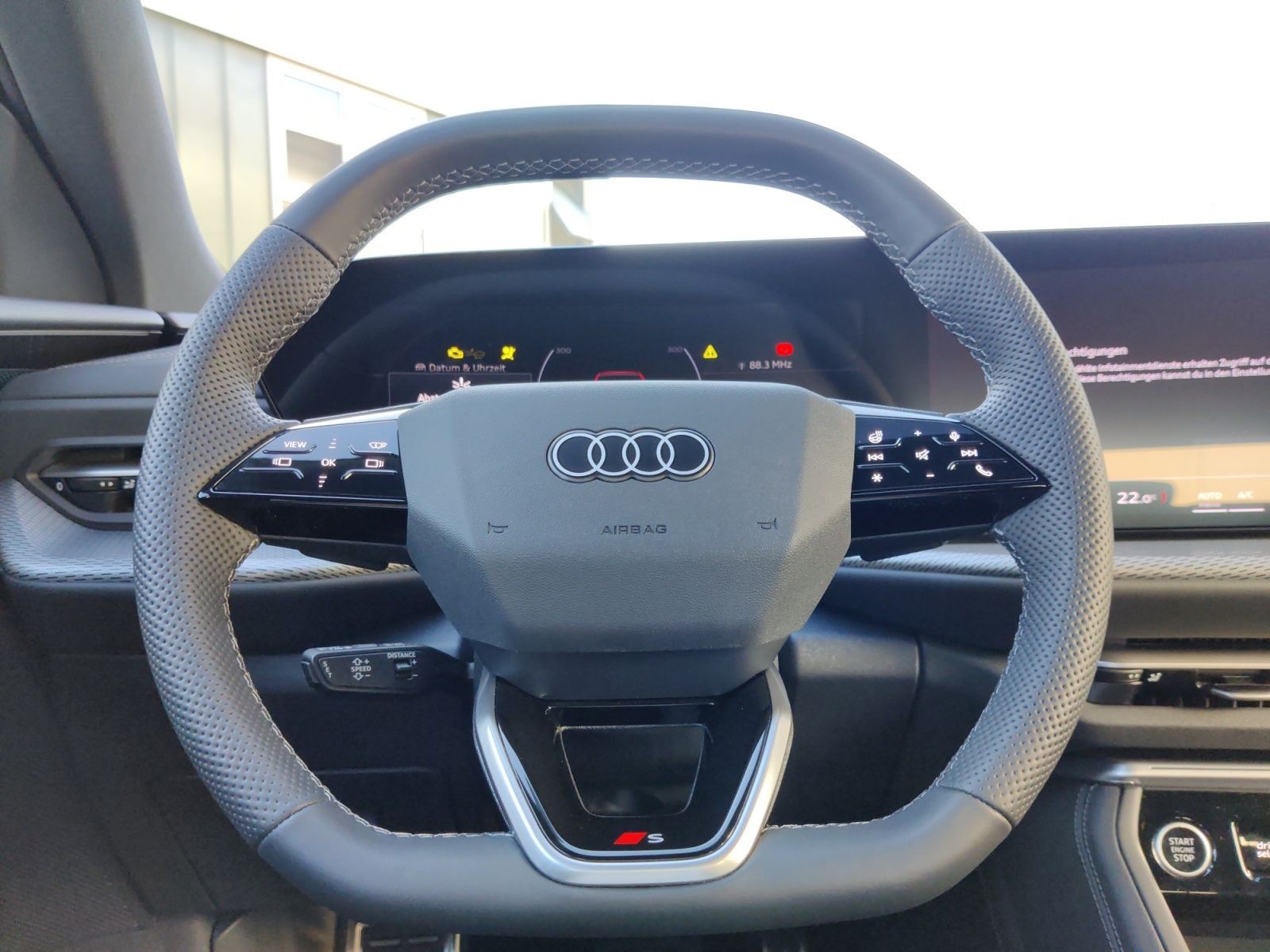 Audi Q5 TDI quattro S tronic - Samsaru's Car Outlet