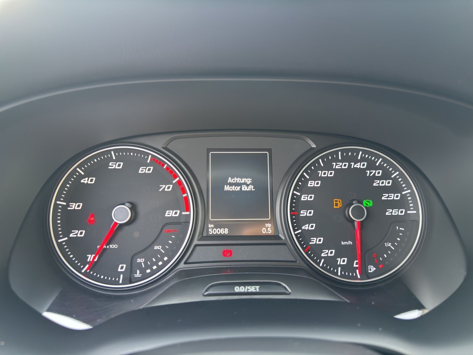 Seat Ateca 1.5 TSI Xperience AHK LED LM 18" Navi 360°