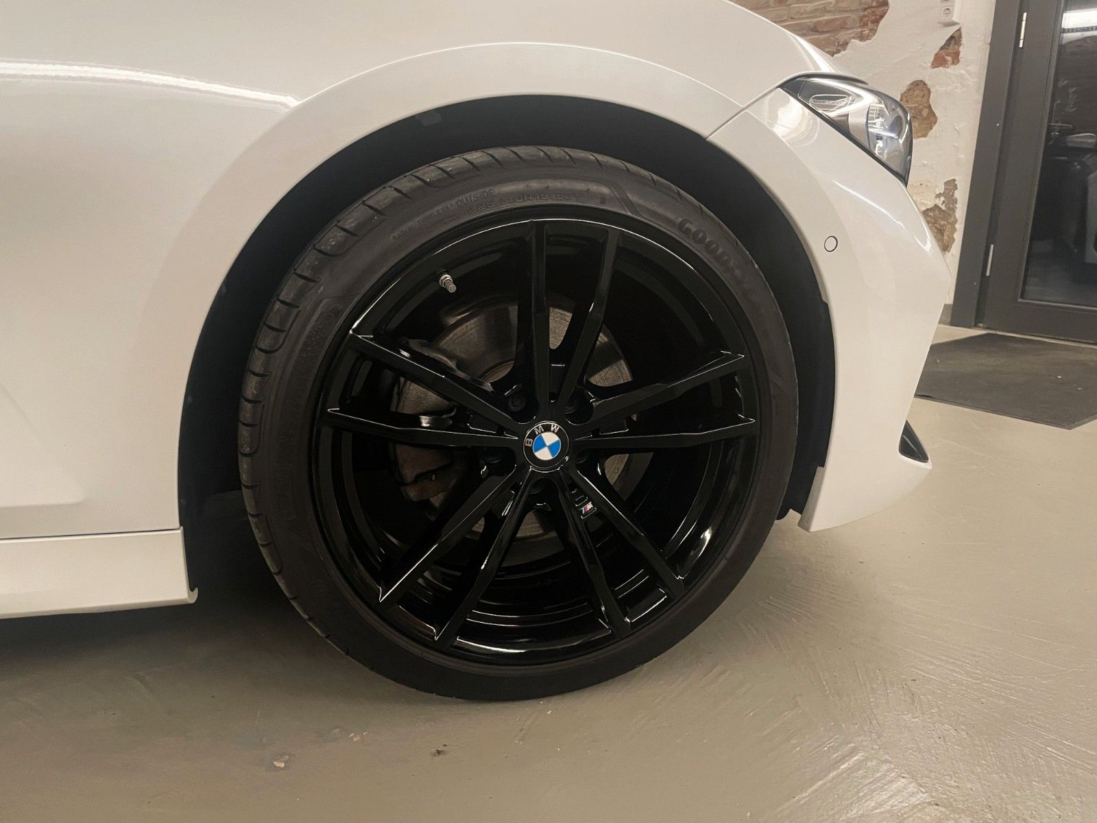 BMW 320d xDrive M Sport - Samsaru's Car Outlet