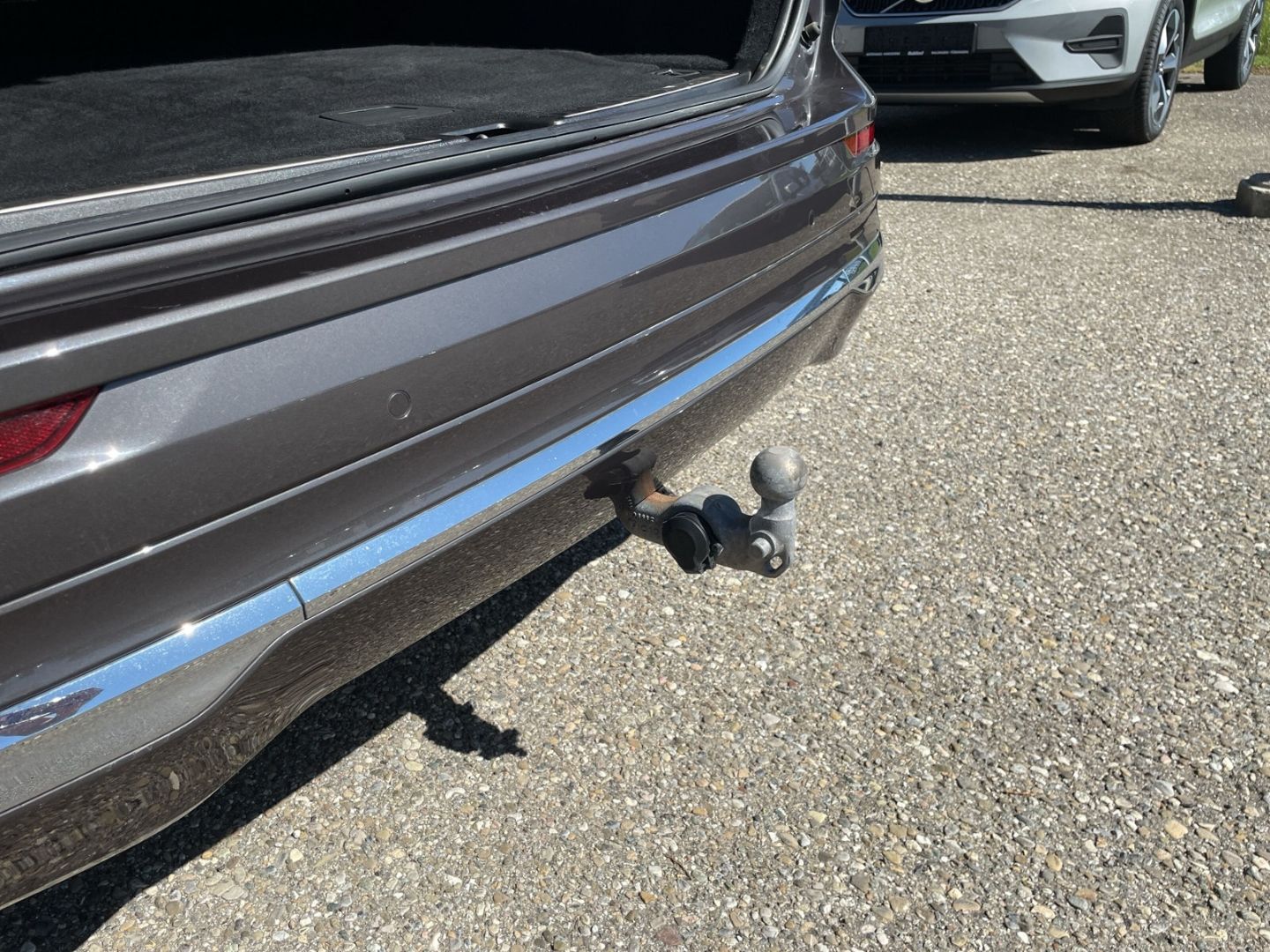 Volvo XC60 T8 Inscription Plug-In Hybrid  StandHZG AHK