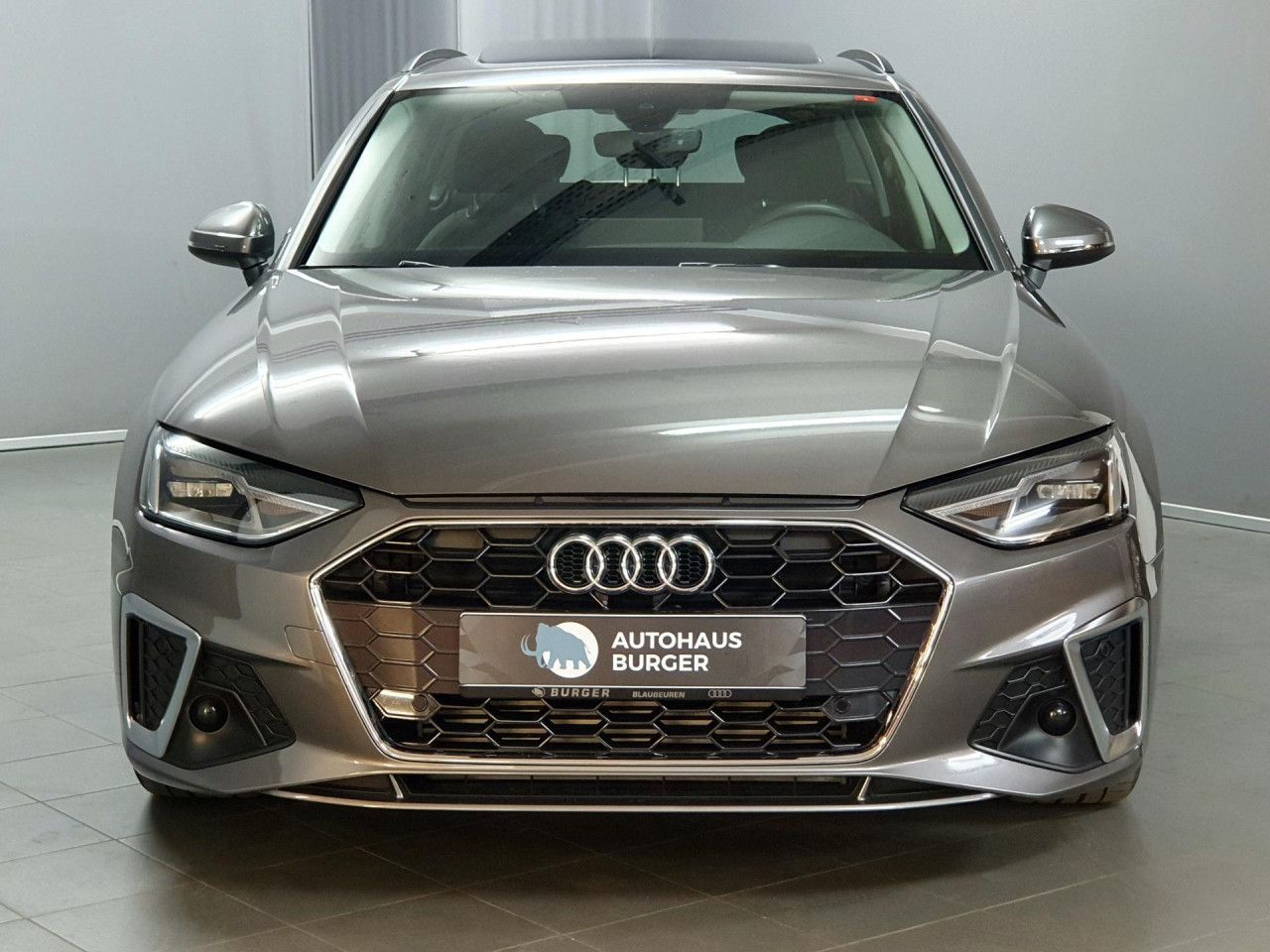 Audi A4 Avant 35TFSI S tronic S line - Samsaru's Car Outlet