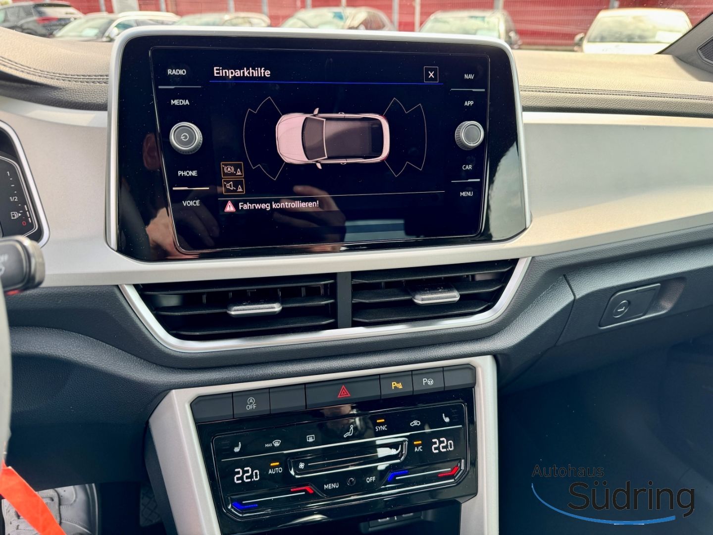 Volkswagen T-Roc Cabriolet 1.0 TSI Style - Samsaru's Car Outlet