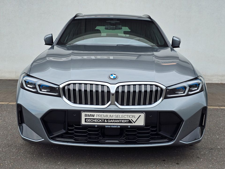 BMW 320d xDrive Touring M Sportpaket*ab 3,99% eff.*