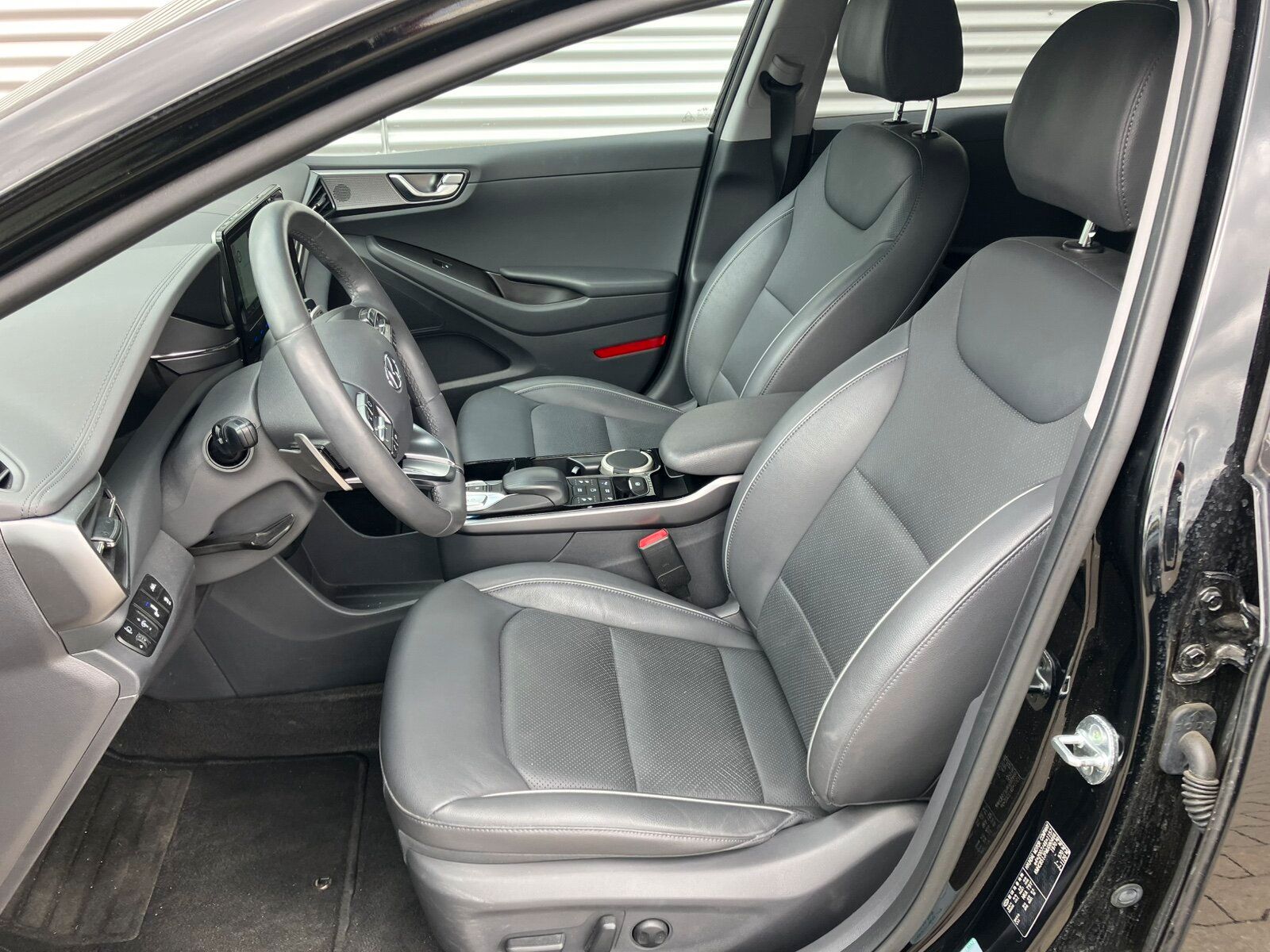 Hyundai IONIQ Prime - Samsaru's Car Outlet