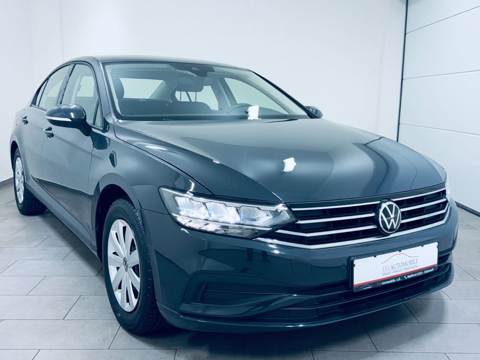 Volkswagen Passat Lim. 2.0 TDI - Samsaru's Car Outlet