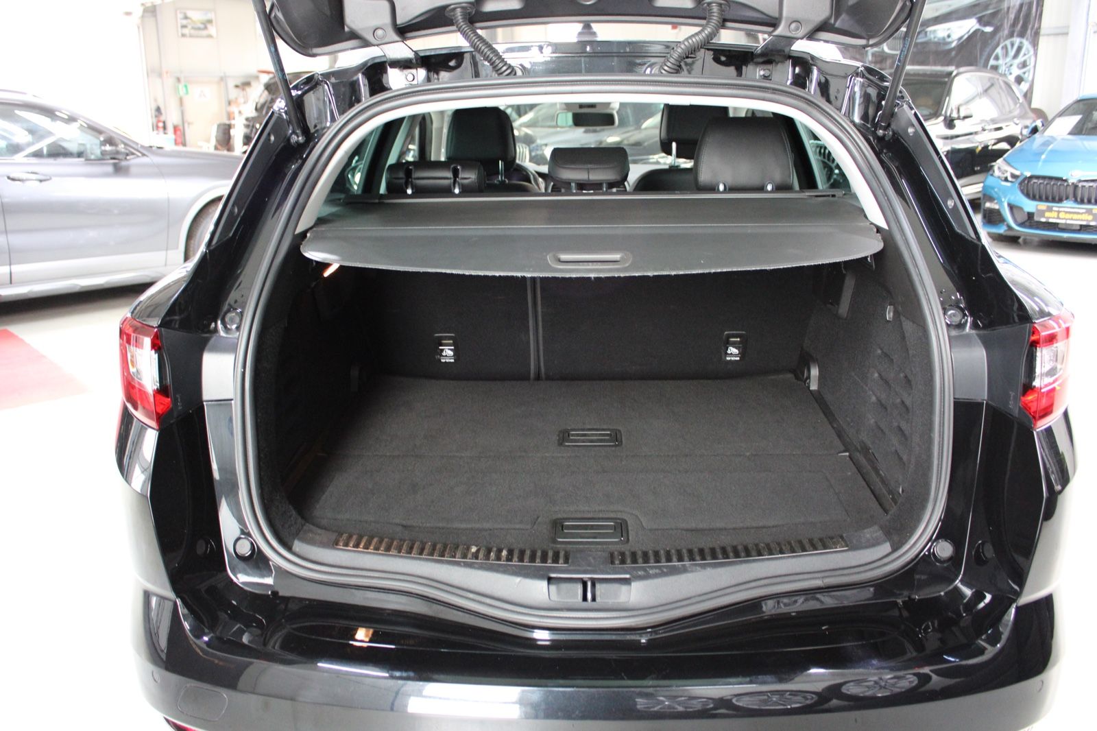 Renault Megane dCi 115 BOSE EDITION - Samsaru's Car Outlet