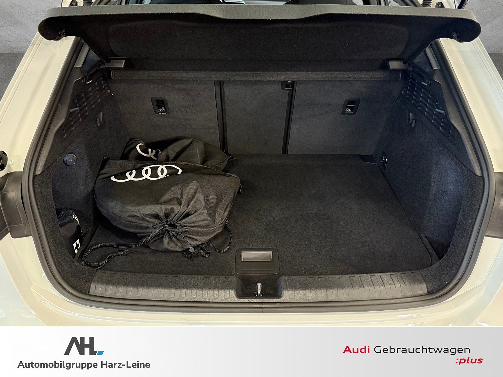 Audi A3 Sportback 40 TFSIe S-tronic LED Navi RFK SHZ