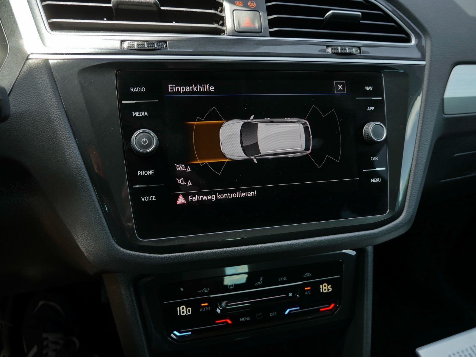 Volkswagen Tiguan 2.0 TDI - Samsaru's Car Outlet