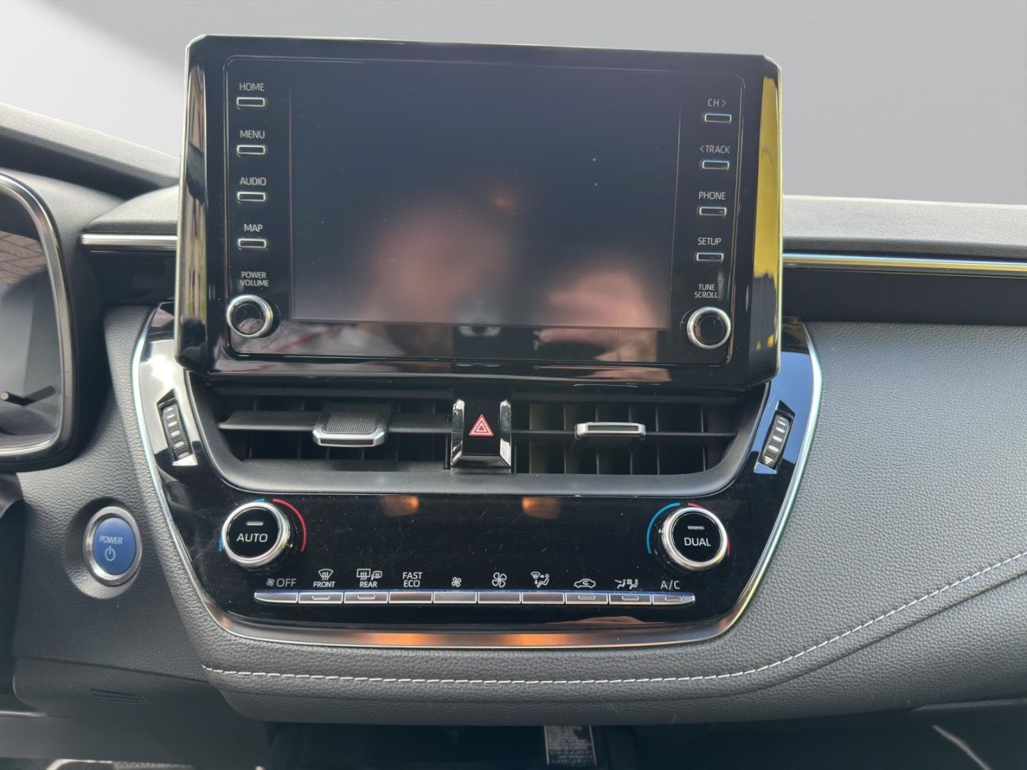 Toyota Corolla 1.8 TS Hybrid - Samsaru's Car Outlet