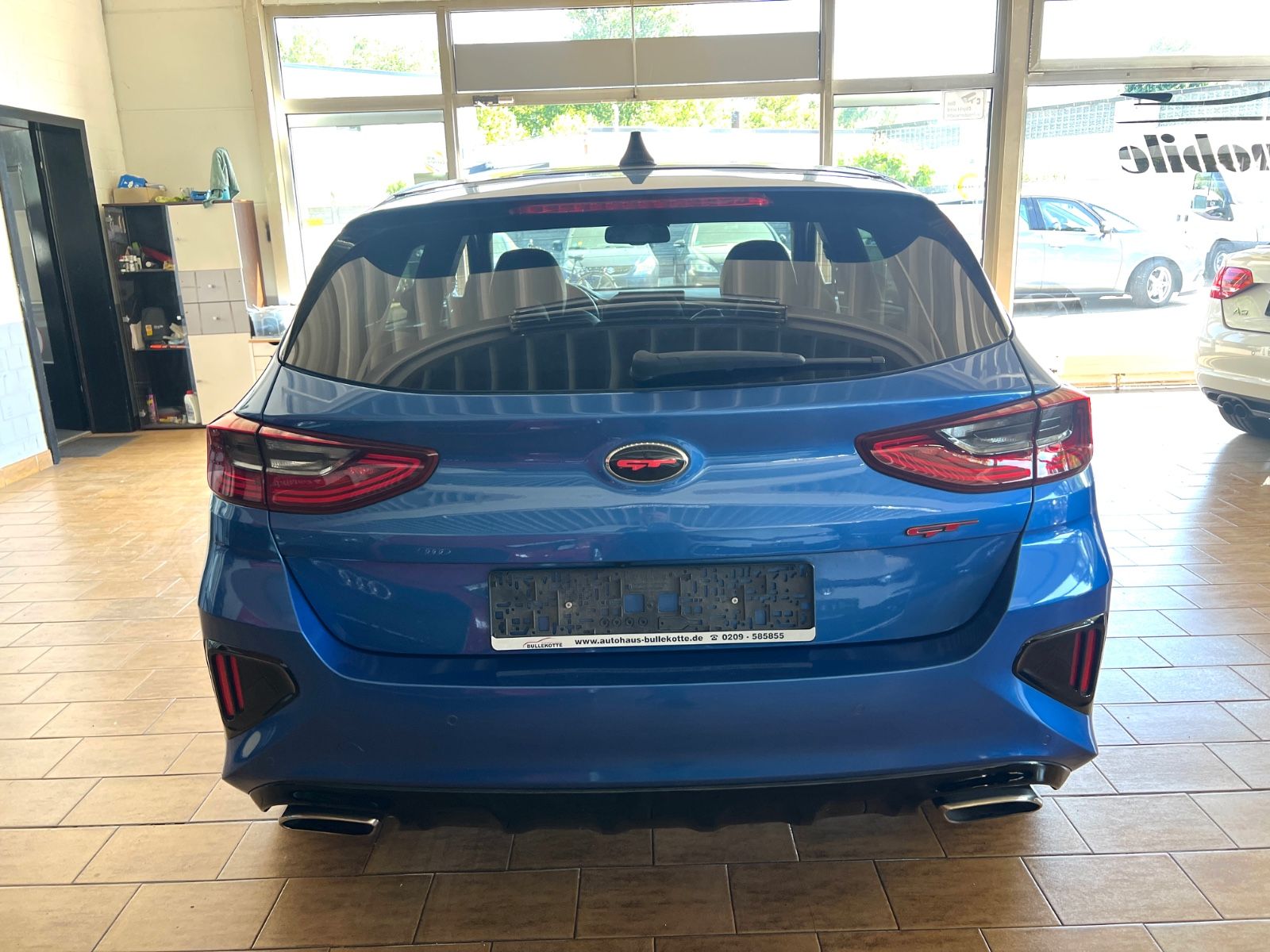 Kia cee'd GT - Samsaru's Car Outlet