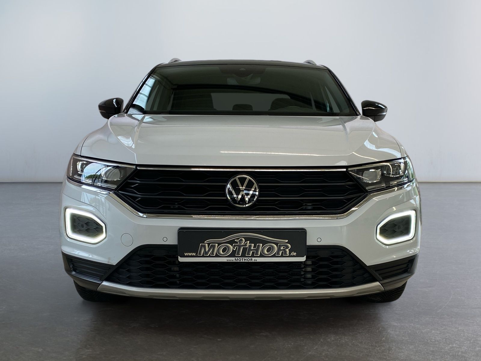 Volkswagen T-Roc 2.0 TSI DSG 4Motion - Samsaru's Car Outlet
