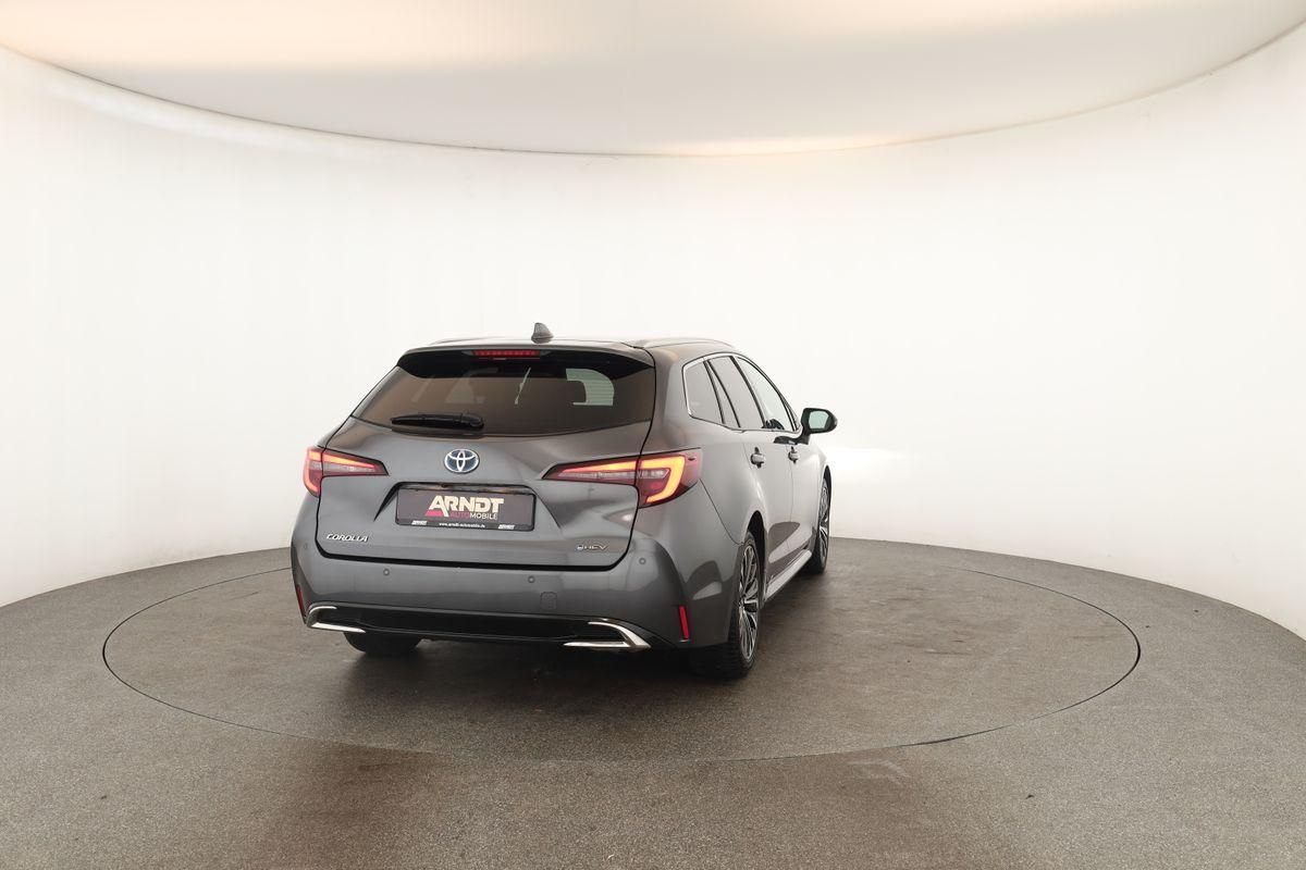 Toyota Corolla Touring Sports 2.0 CVT Team D Navi Kam