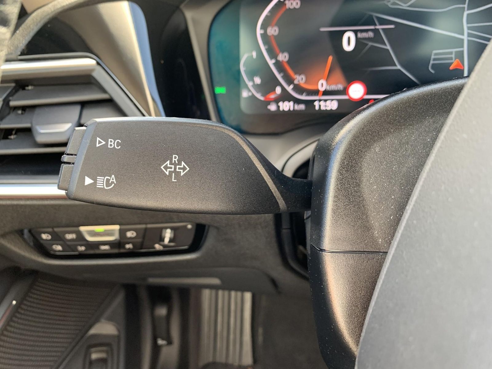 BMW 330i SportLine - Samsaru's Car Outlet
