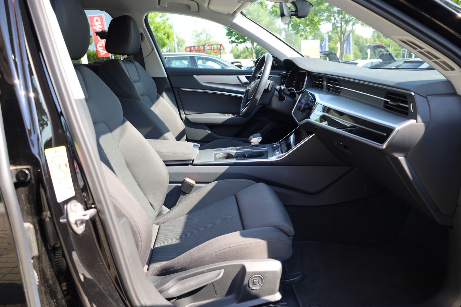 Audi A6 40 Avant sport S-Tronic - Samsaru's Car Outlet