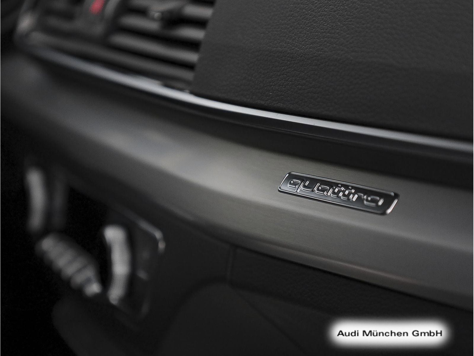 Audi Q5 40 TDI qu. S tronic 2x S line StdHzg/AHK/Navi