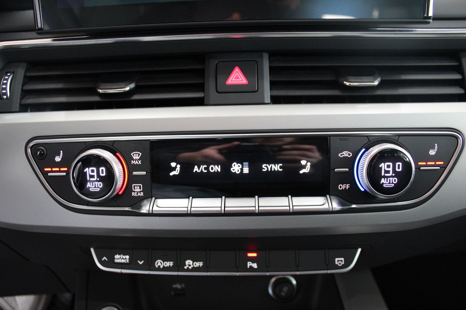 Audi A4 Avant 40 TDI quattro S tronic - Samsaru's Car Outlet